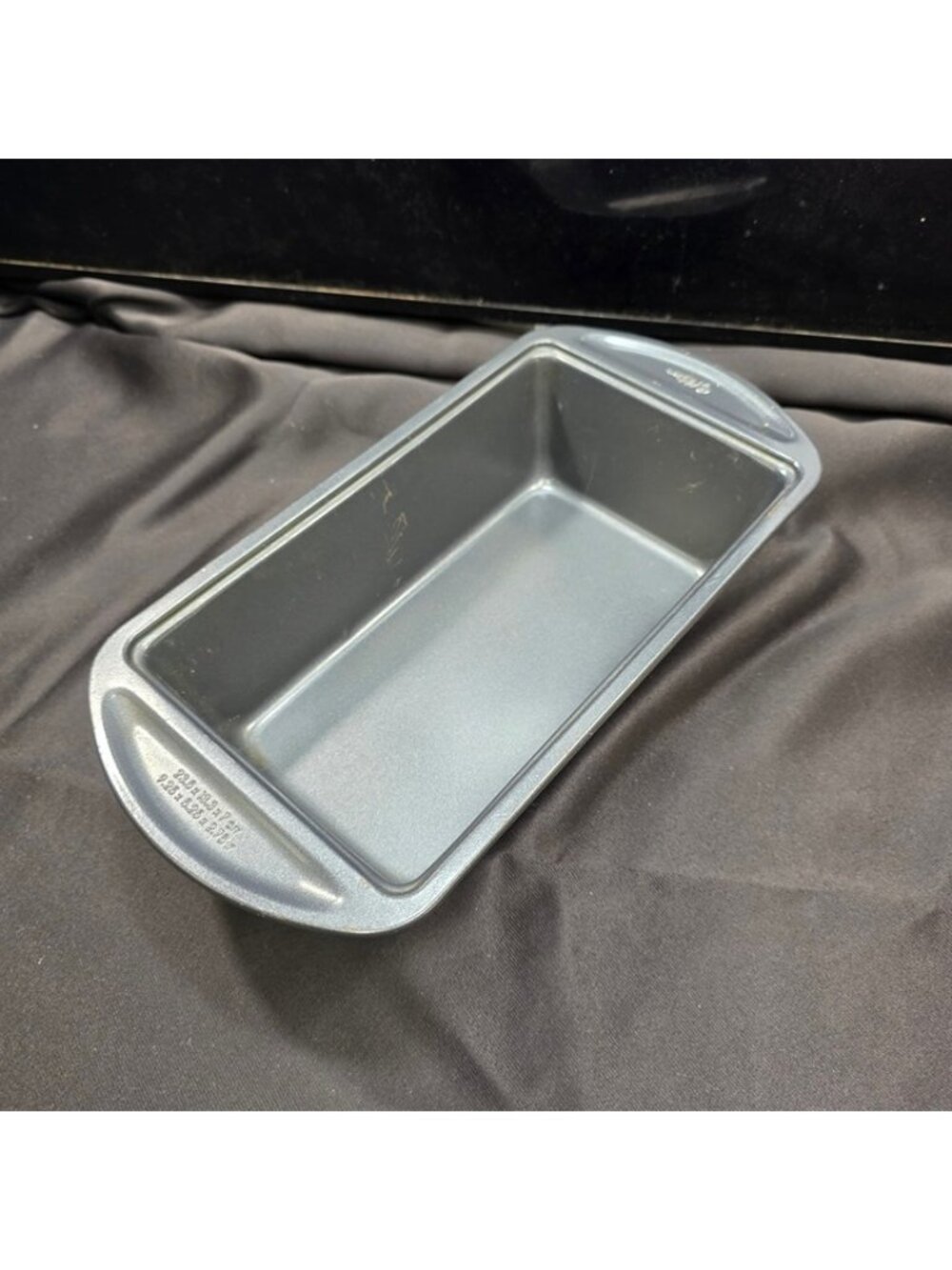 Wilton Non-Stick Bread Loaf Pan - 9.25 x 5.25 Inches